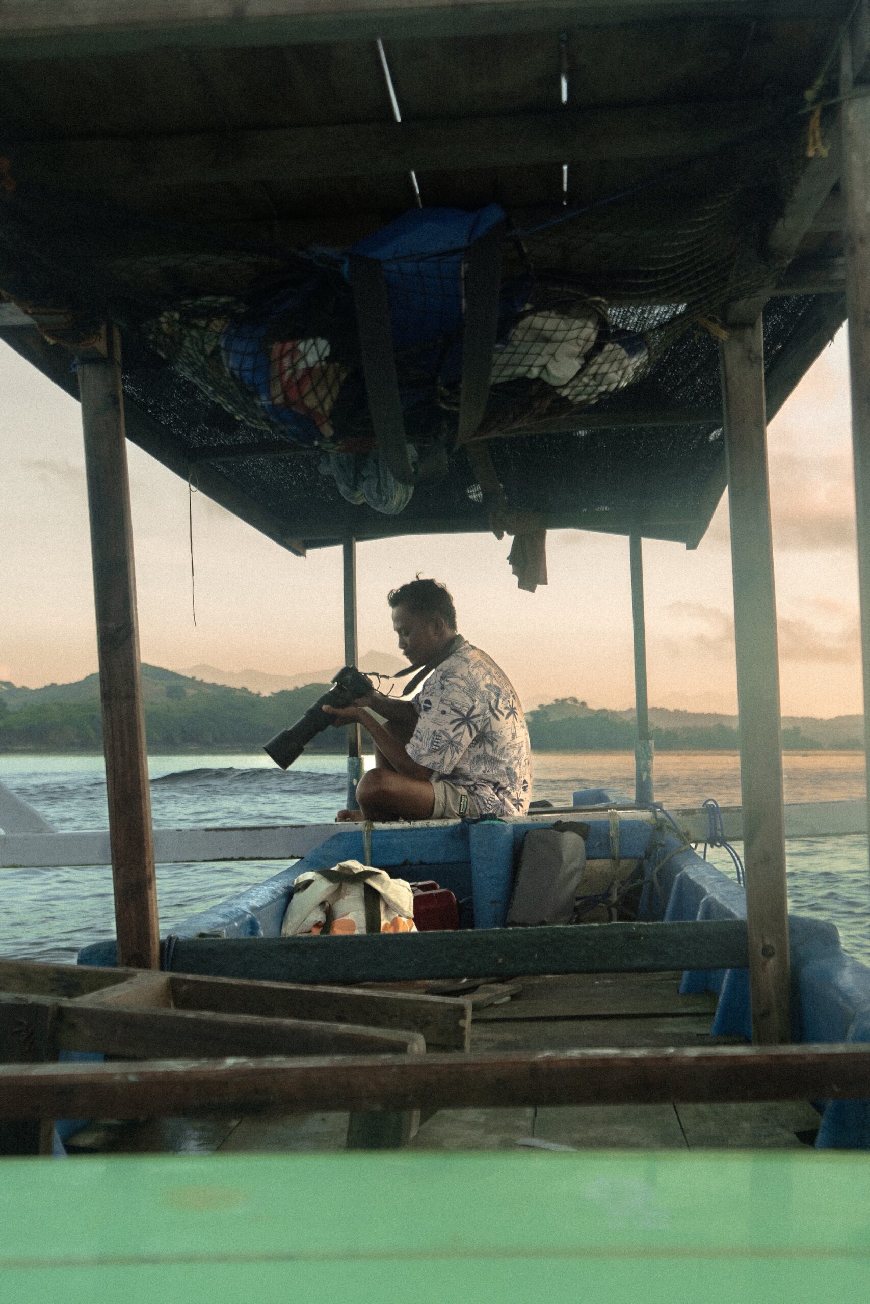 surf-photographer-roots-lombok.jpg