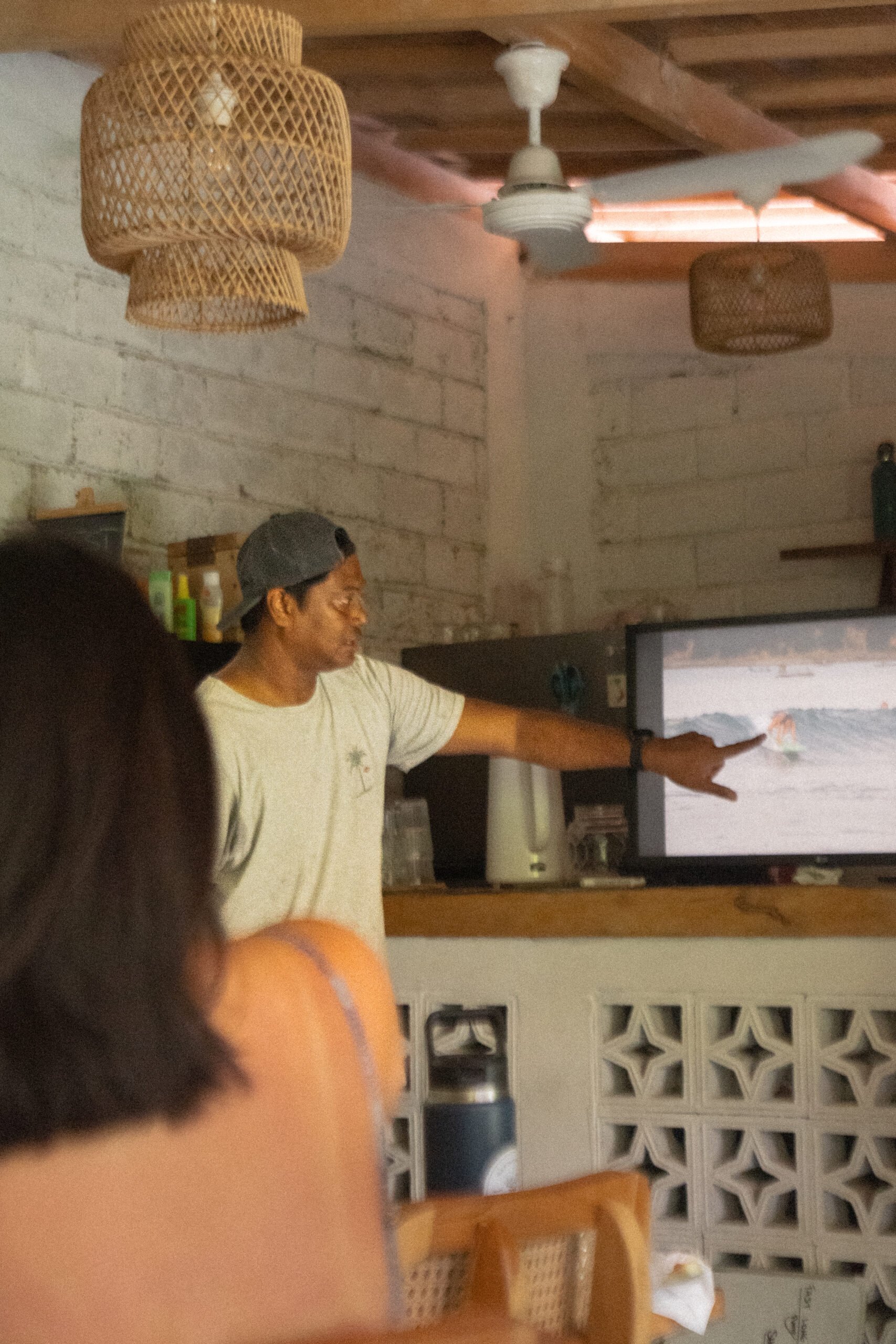 video-analysis-roots-lombok.jpg